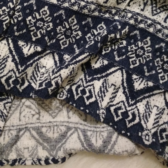 Crinkled 3/4 Sleeve Blue Rain Blouse - Picture 9 of 11